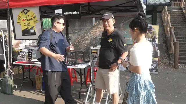棚牌可讀 ONI Bearing的現場採訪畫面